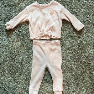 Infant girls Calvin Klein set